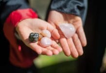 Toksyczne kamienie w eliksirach: których minerałów nigdy nie wolno wkładać do wody? Toksyczne kamienie w eliksirach: których minerałów nigdy nie wolno wkładać do wody?